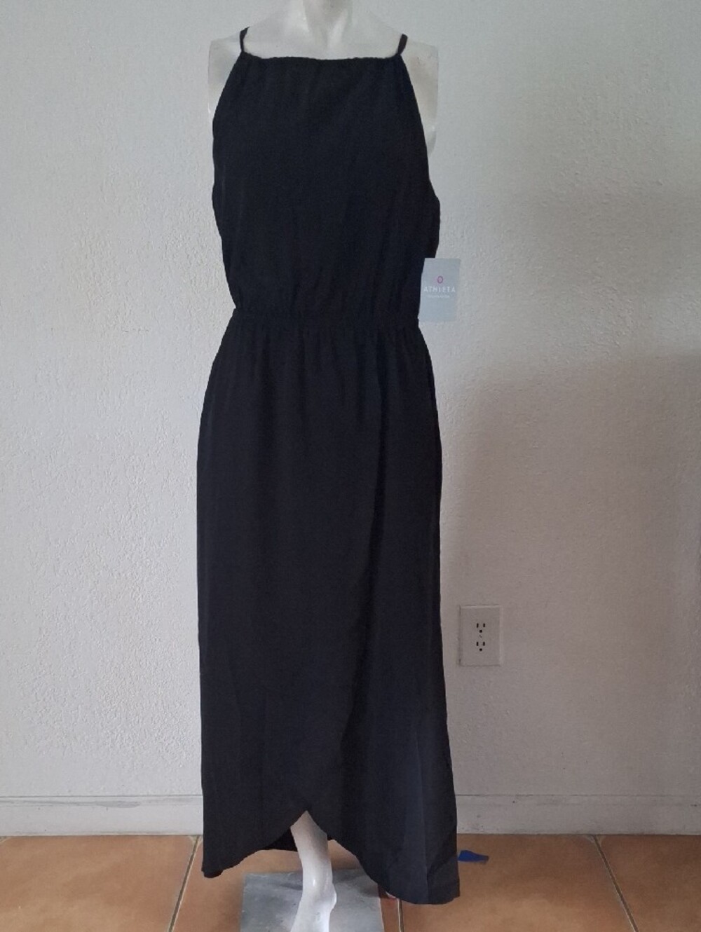 Sporty Athleta Black Maxi Dress with Spaghetti Straps Sz S NWT - Picture 2 of 14